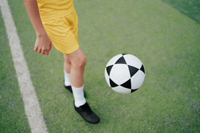 نتائج مباريات دوري الأبطال أمسمفاجآت وأهداف مثيرة